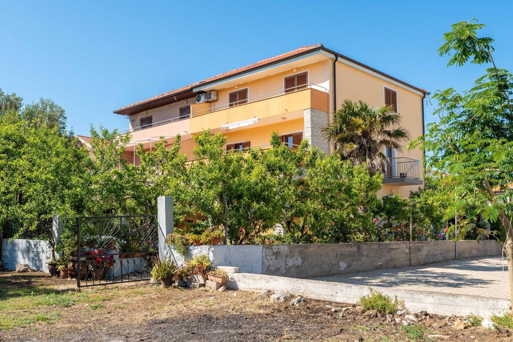 Apartments By The Sea Privlaka, Zadar - 666 Exteriér fotografie